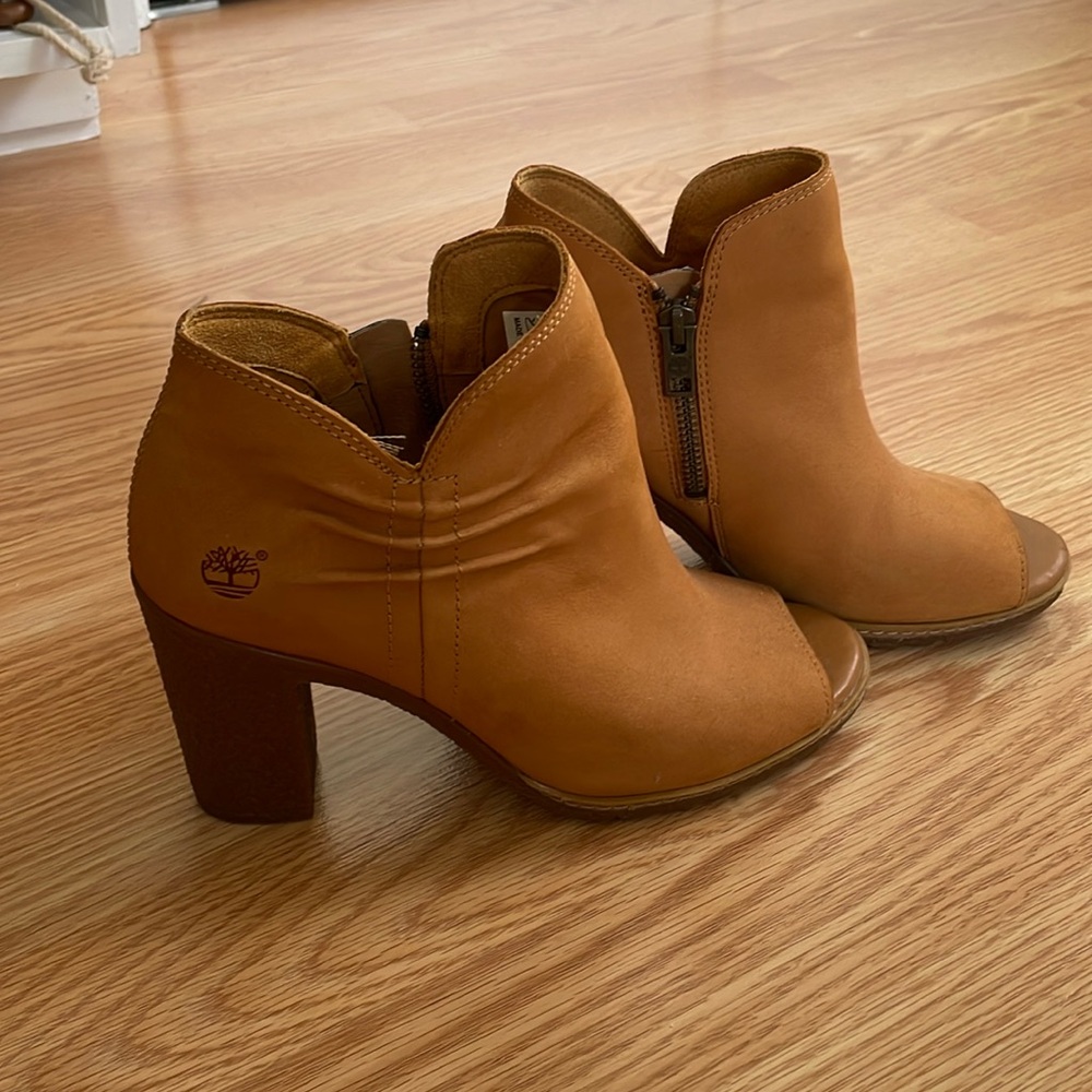 Timberland Women's Glancy Ruched Peep Toe Boots